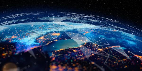 Как работает Starlink от Илона Маска, самый обсуждаемый интернет 2022 года